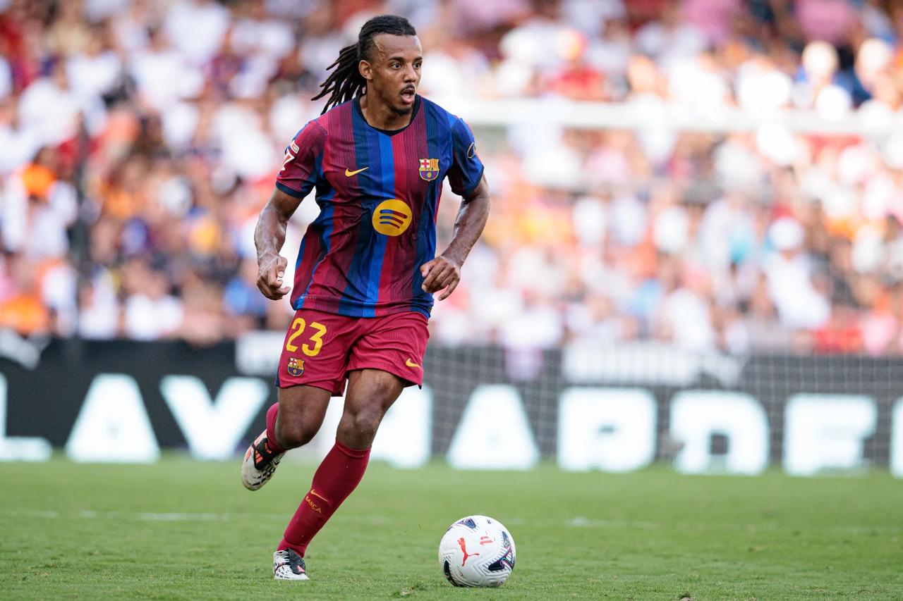 Barcelona'nın savunmacısı Jules Kounde'den Galatasaray maçı öncesi dikkat çeken sözler