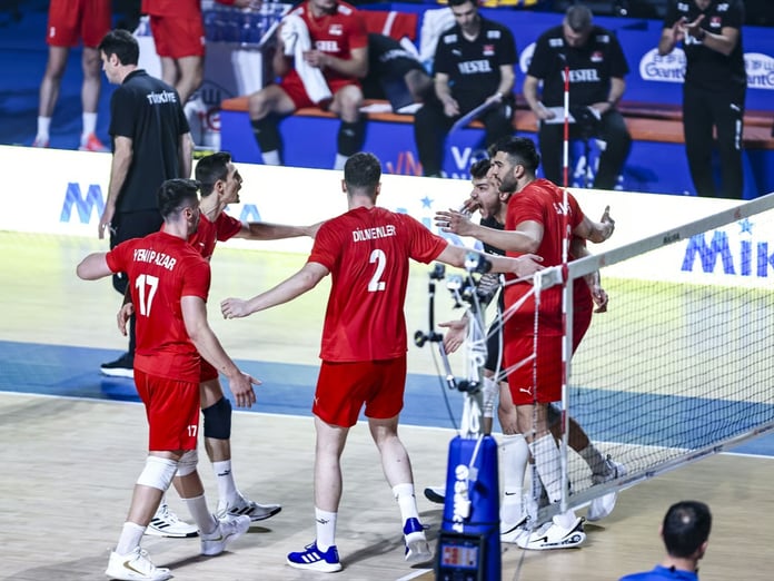 Filenin Efeleri Ukrayna karşısında mağlup: Galibiyet hasreti sürüyor