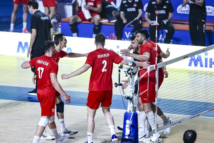 Filenin Efeleri Ukrayna karşısında mağlup: Galibiyet hasreti sürüyor