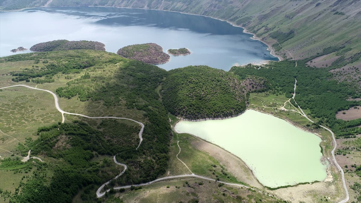 Muhteşem manzaralı Nemrut Kalderası