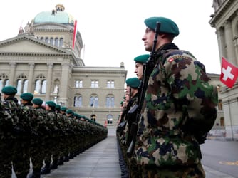 Swiss Army Drops Microsoft for Open-Source Software