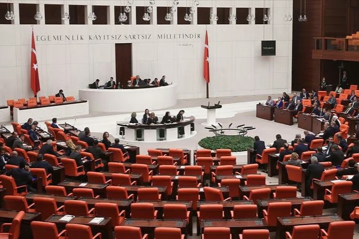 Meclis'te 'Yoklama' kuralları değişiyor