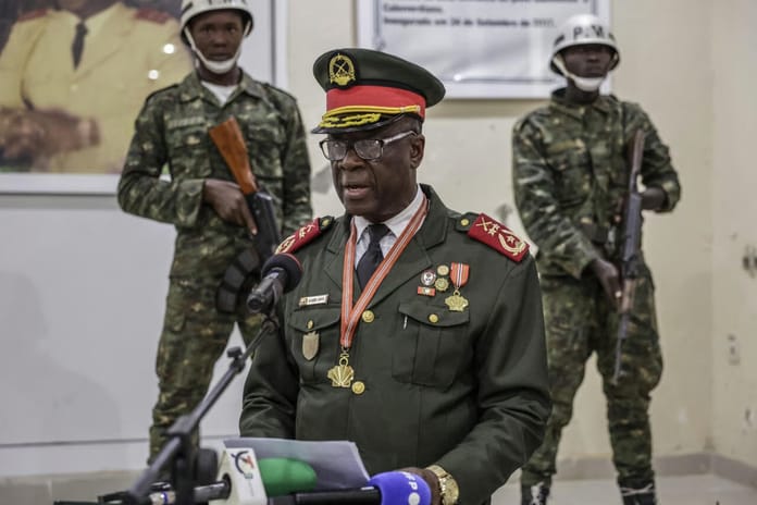 Ordunun darbe yaptığı Gine Bissau'da geçiş hükümet kuruldu