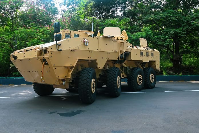 Hindistan, WhAP 8×8 zırhlı araçlarını Fas’a teslim etmeye başladı