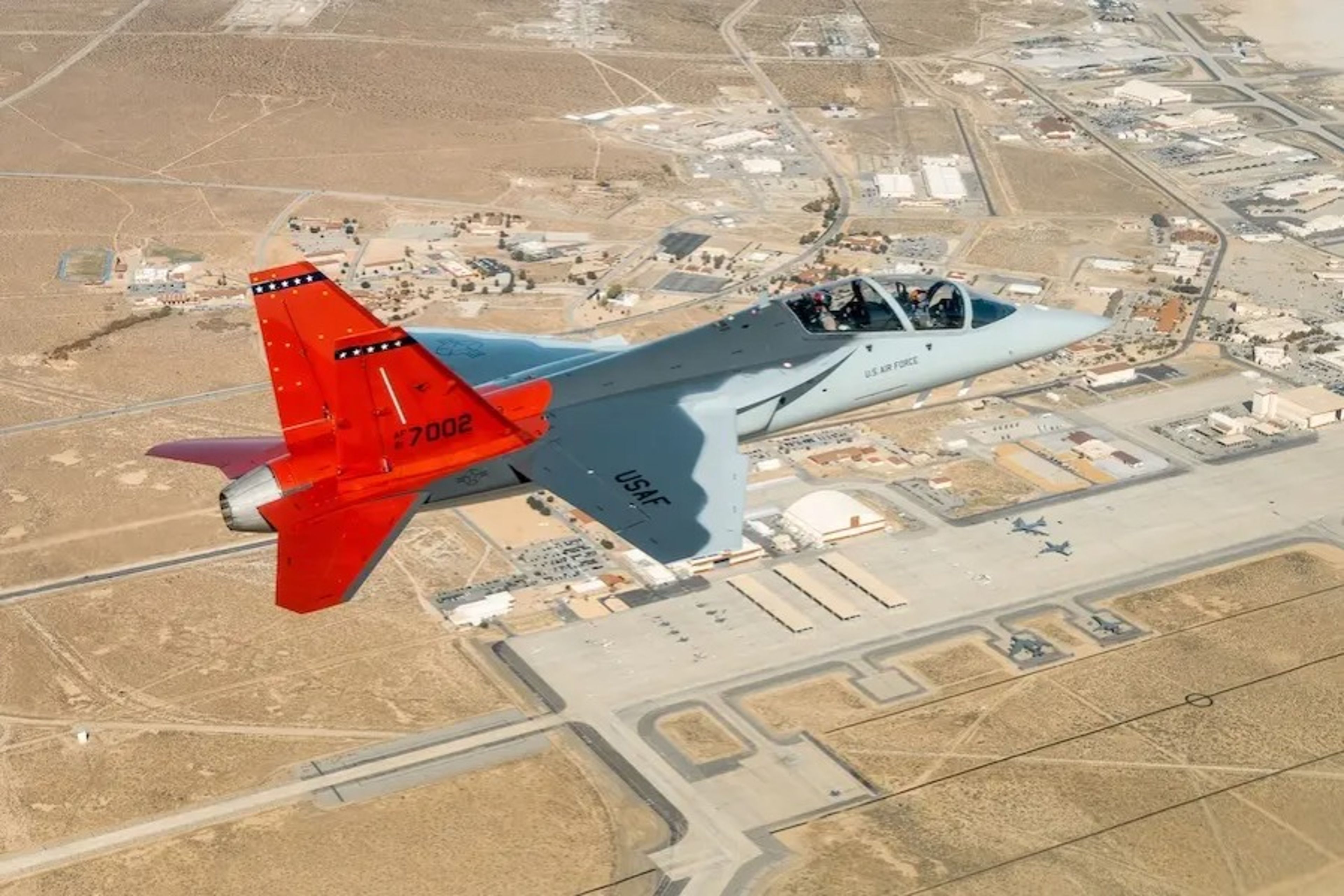 ABD Hava Kuvvetleri, T-7A Red Hawk için seri üretim onayı verdi