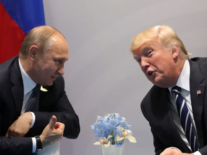 Trump Moves Nuclear Subs After Spat With Medvedev