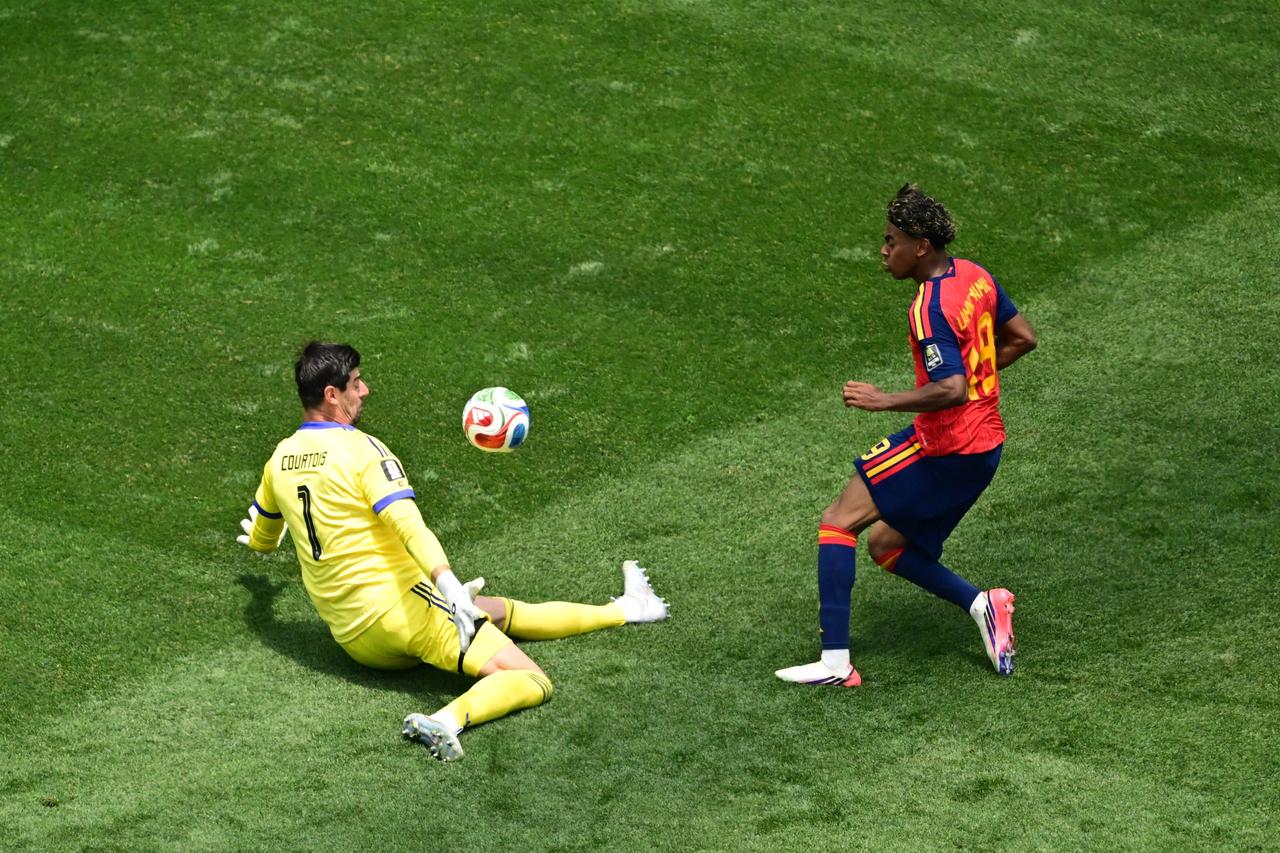 Courtois Türkiye maçlarına karşı oynamayacak