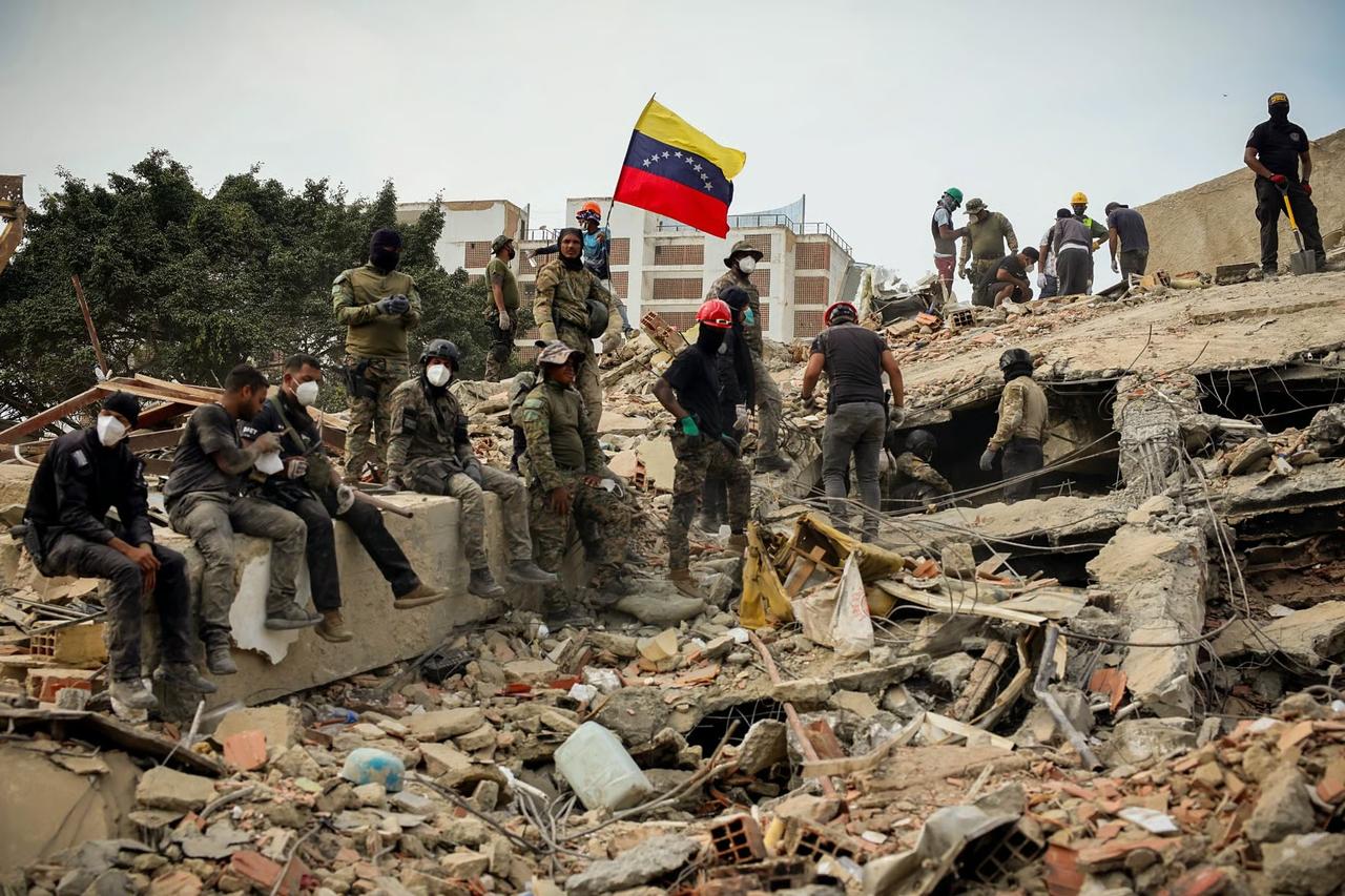 Venezuela'da deprem felaketinde can kaybı 3 bin 899'a yükseldi