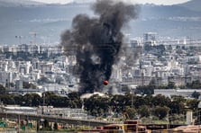 İran Hayfa’daki petrol rafinerisini vurdu