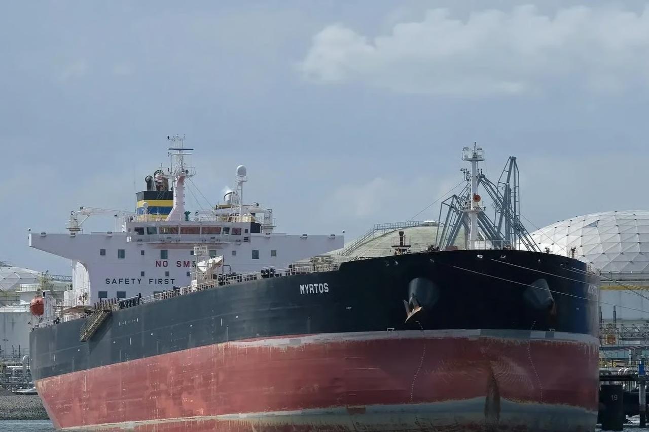İngiltere'den Rus petrol tankerine baskın