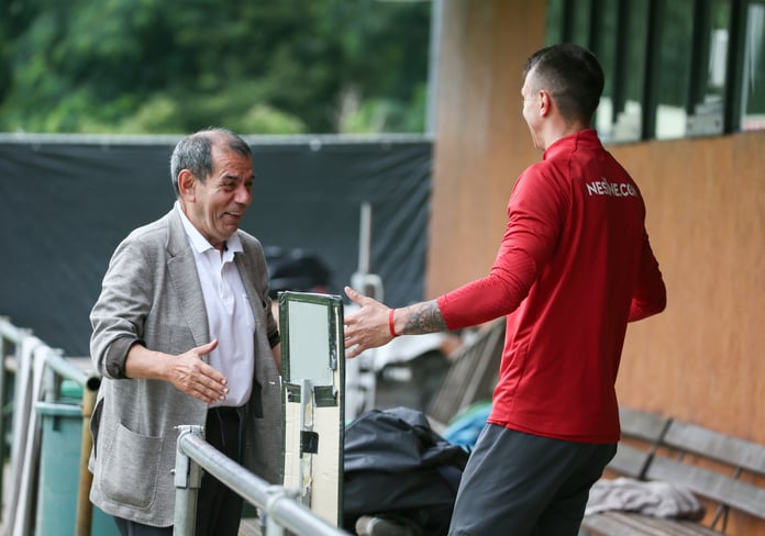 Kaleci transferi hakkında