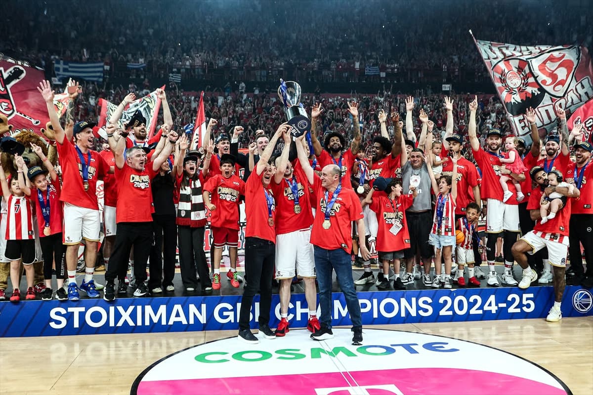 Olympiakos, Panathinaikos'u devirerek Yunanistan Basketbol Ligi şampiyonu oldu: Serideki gergin anlar ve Ergin Ataman'ın tepkisi