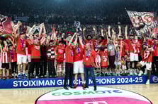 Olympiakos, Panathinaikos'u devirerek Yunanistan Basketbol Ligi şampiyonu oldu: Serideki gergin anlar ve Ergin Ataman'ın tepkisi