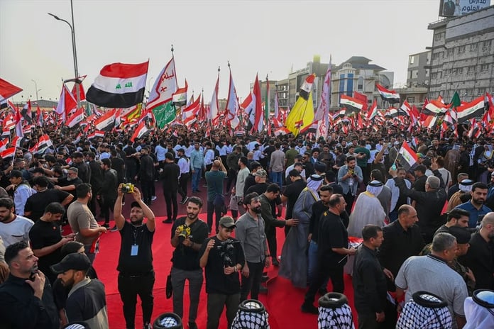 Basra İran için sokakta