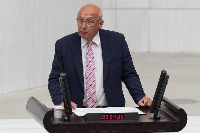 CHP'li Çakırözer'den "İsrail ile normalleşip İran'ı dışlayın" çağrısı