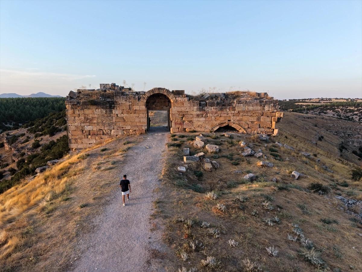 Blaundos Antik Kenti'nde yeni keşif
