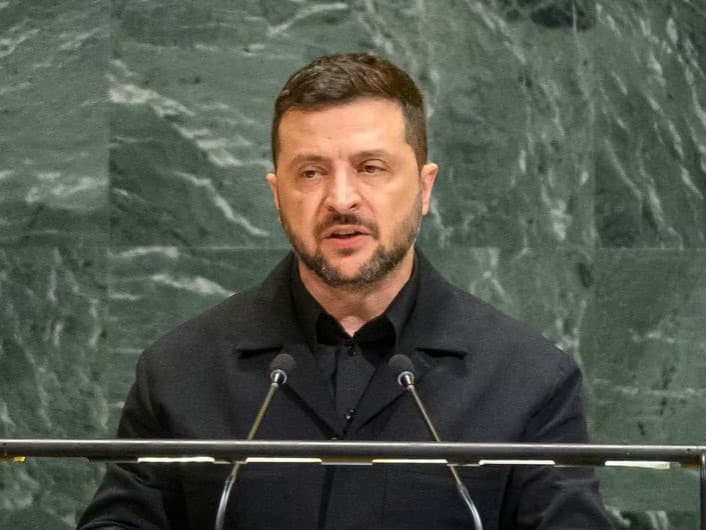 Zelenskiy: Barış için silahlar ve dostlar şart