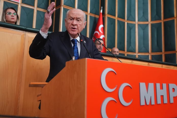 Devlet Bahçeli'den DEM Parti'ye Suriye mesajı: Eski hastalıkları nüksetmemeli 
