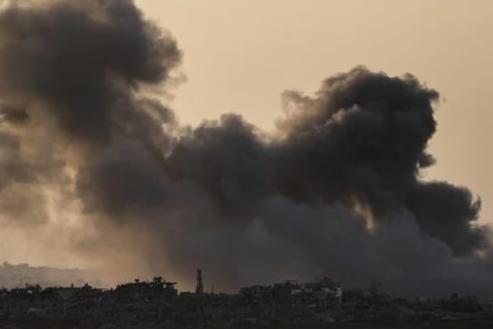 İsrail Lübnan'a hava saldırıları düzenledi