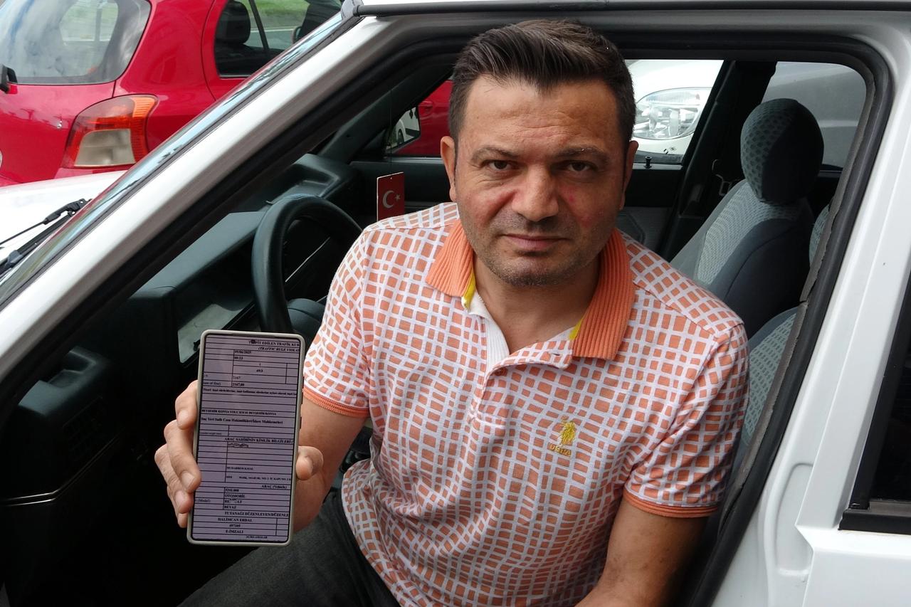 Park halindeki otomobile 800 km uzaktan trafik cezası yazıldı