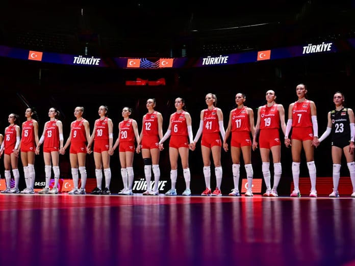 Namağlup A Milli Kadın Voleybol Takımı, Milletler Ligi'nde evinde ilk kez sahaya çıkıyor