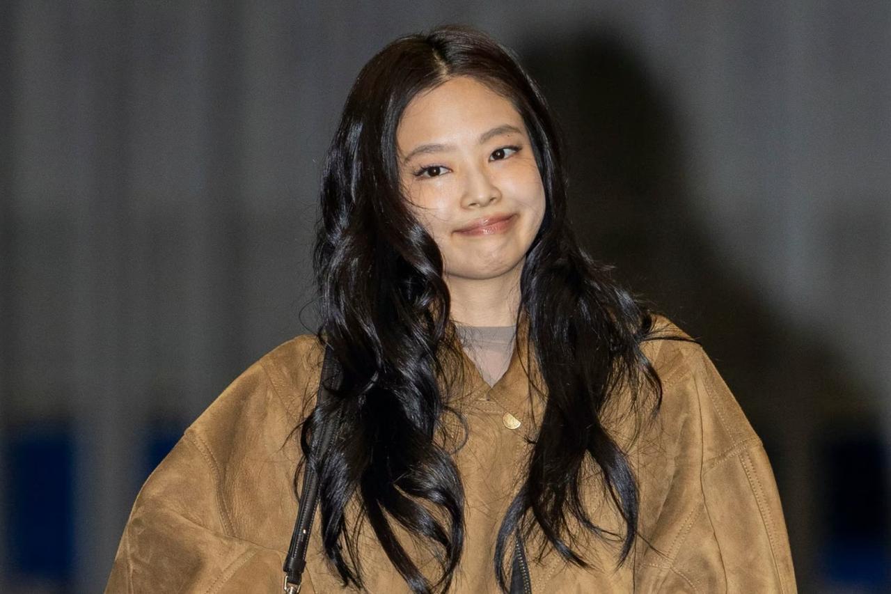 BLACKPINK üyesi Jennie Adidas İsrail kampanyası nedeniyle eleştirilerin hedefinde
