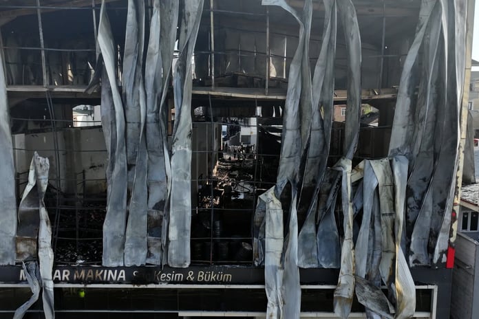 Dilovası’ndaki fabrika yangınında can kaybı 7’ye yükseldi