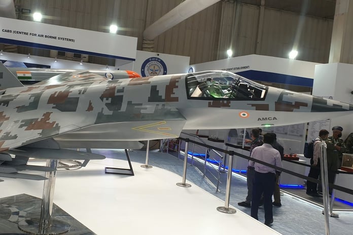 Hindistan, yerli beşinci nesil savaş uçağı AMCA programını onayladı