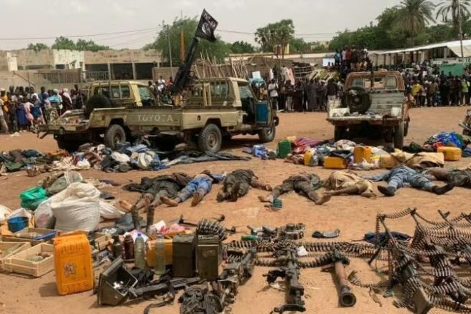Malian Forces Recover Armored Vehicle From Armed Groups