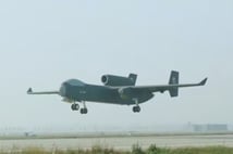 Çin’in dev drone Mothership'ı Jiutian ilk uçuşunu başarıyla gerçekleştirdi