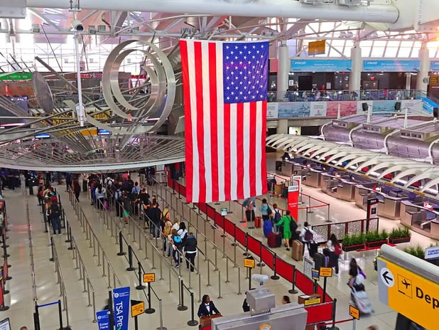 Trump yönetimi seyahat yasağı listesine 5 ülkeyi daha ekledi