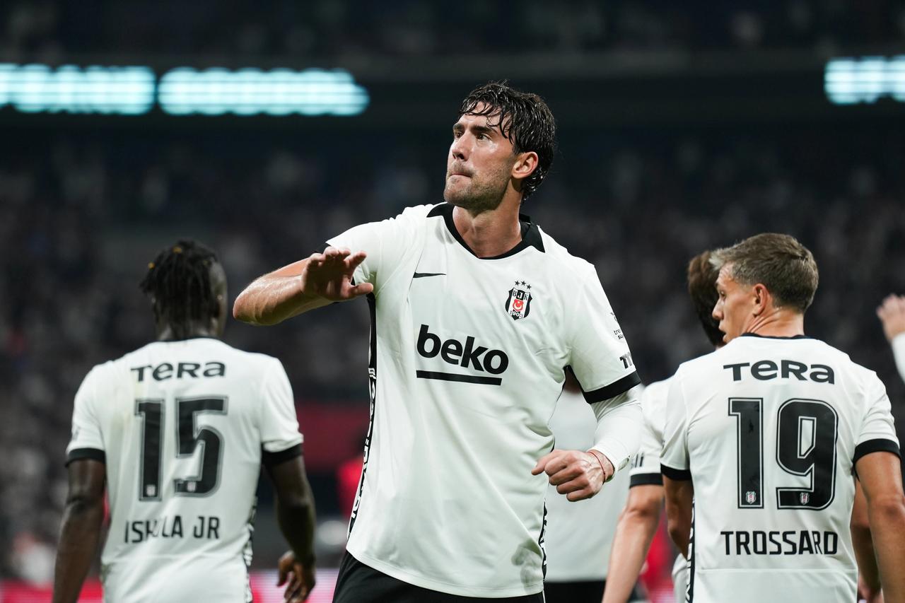 Juventus CEO'su Vlahovic defterini nasıl kapattıklarını anlattı