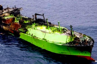 Libya Tows Damaged Russian LNG Tanker Drifting to its Coast