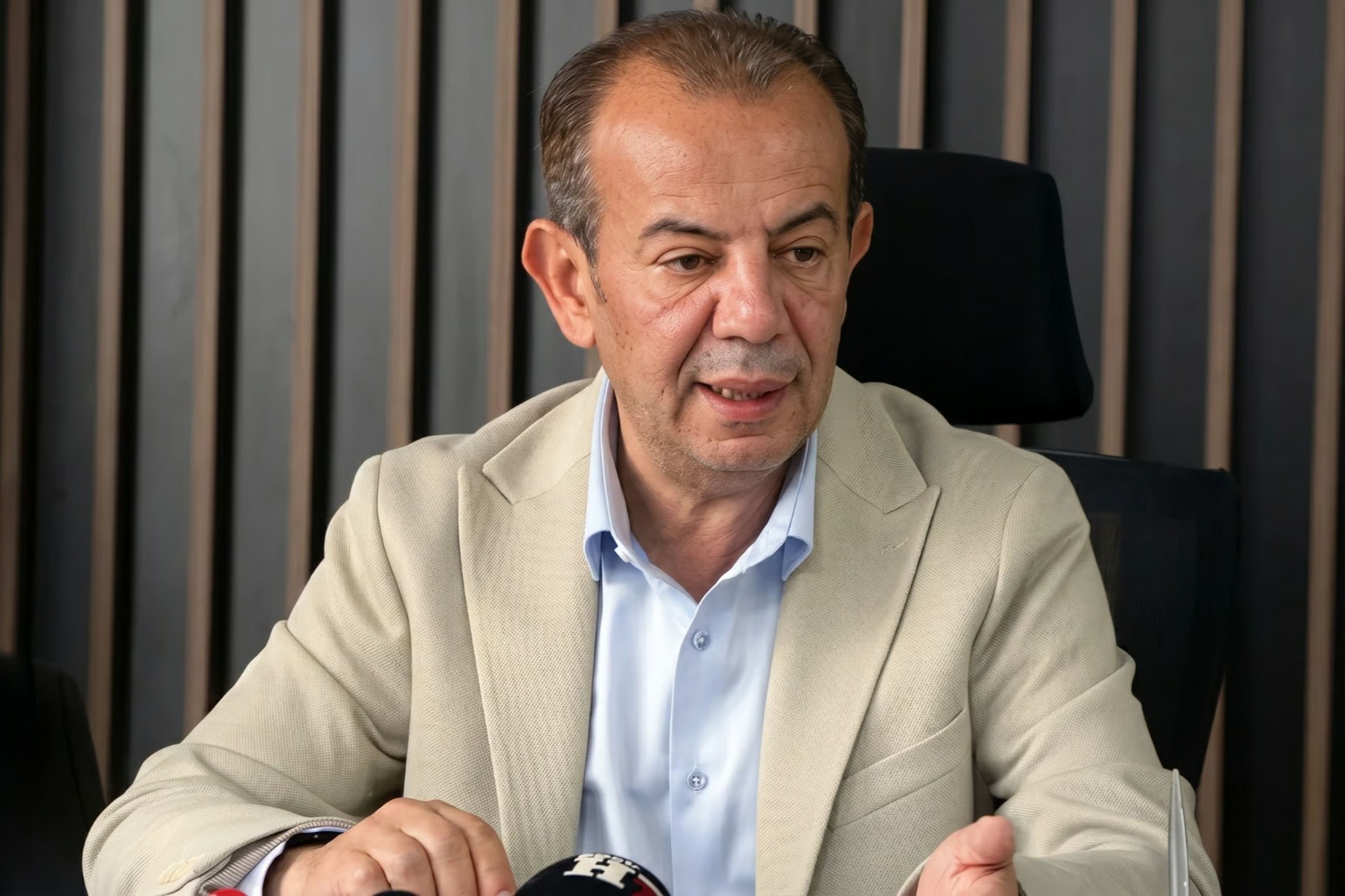 Tanju Özcan hakkında "cinsel saldırı" suçundan da tutuklama kararı verildi