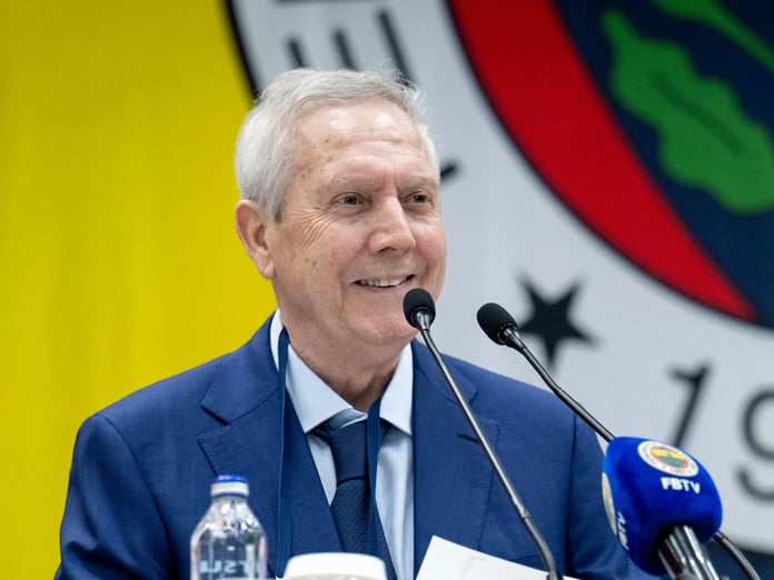 Fenerbahçe'de tüm gözler Aziz Yıldırım'a çevrildi: Efsane başkan aday mı olacak?