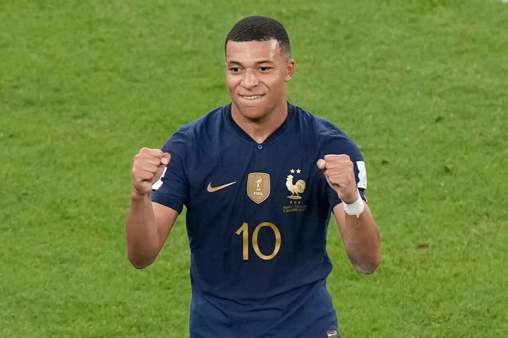 Kylian Mbappé'den PSG'ye yasal çalım