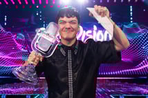 Eurovision birincisi Avusturyalı şarkıcı Johannes Pietsch'ten İsrail'e tepki