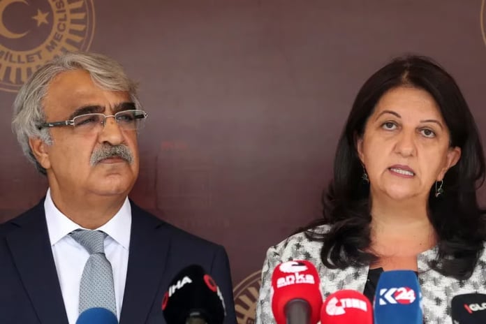 DEM Parti heyeti yeniden İmralı’ya gitti