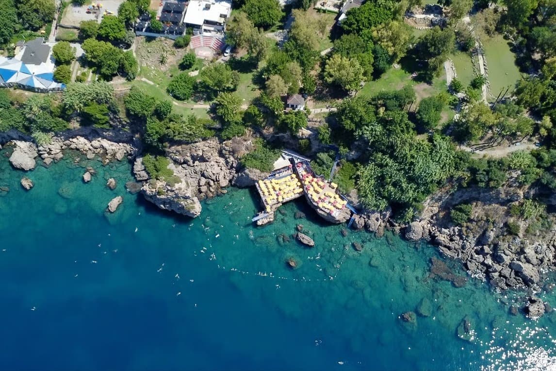 Antalya'nın falez plajlarına yoğun ilgi