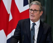 İngiltere Başbakanı Gazze’ye yardım ve Filistin’in tanınması konusunda baskı altında