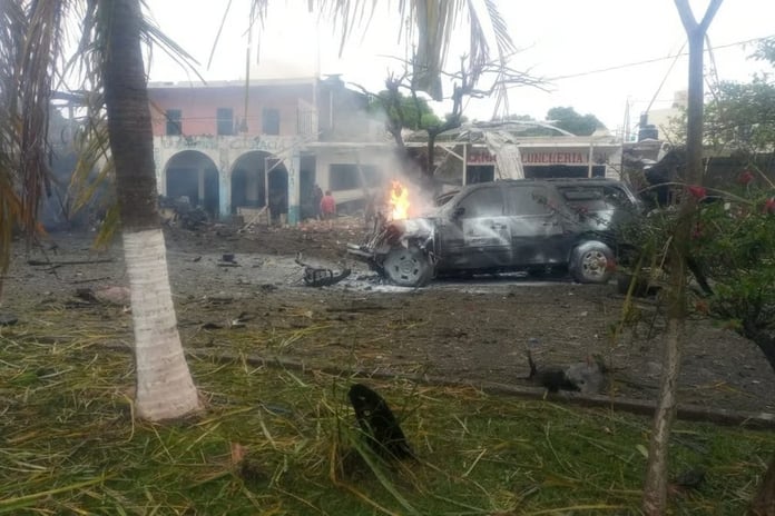 Meksika’da polis karakolu önünde araç patladı: 5 ölü