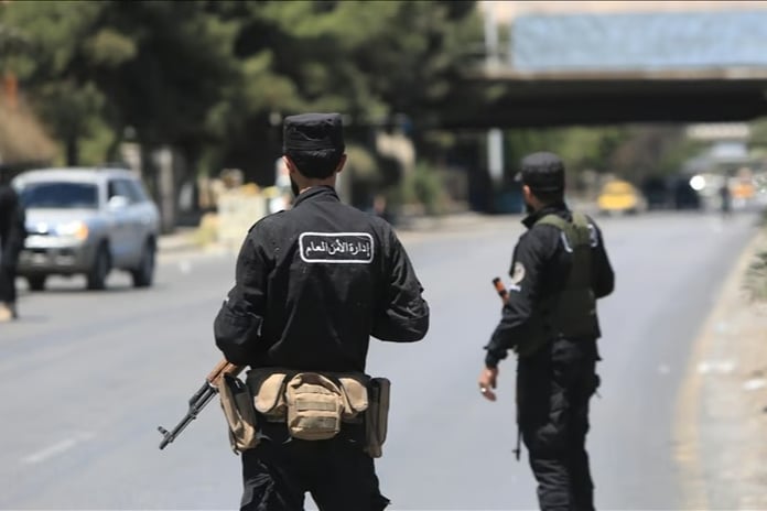 Halep'te Suriye güçleri ile YPG arasında ateşkes sağlandı