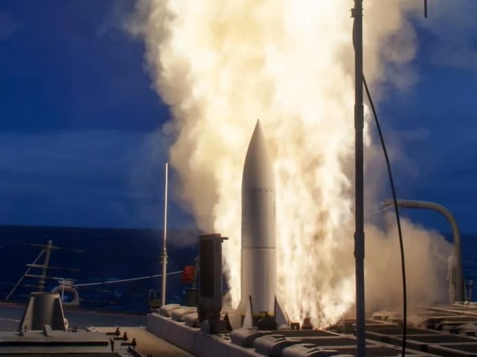 ABD Donanması 785 Tomahawk ve 540 SM-6 füzesi için 7,3 milyar dolarlık talepte bulundu