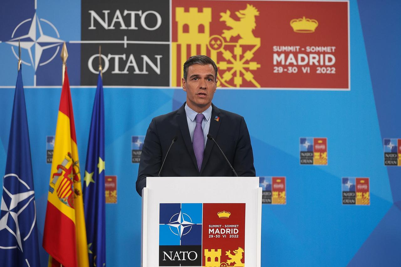 İspanya'dan NATO'ya %5 vetosu