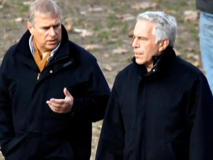 Prens Andrew Epstein skandalı üzerine "York Dükü" ünvanından vazgeçti