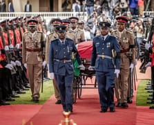 Kenya sarsıldı: eski başbakanın cenazesinde can pazarı