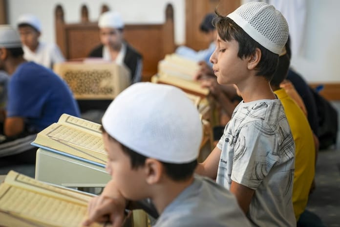 İstanbul'da yaz Kur'an kurslarına 250 binden fazla öğrenci katıldı