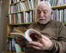 Ispartalı yazar Silleli, 61 yıldır biriktirdiği binlerce kitabı hediye ediyor