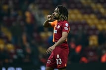 Sacha Boey Galatasaray'a geri mi döndü? Sacha Boey kimdir, kaç yaşında, hangi takımlarda oynadı?