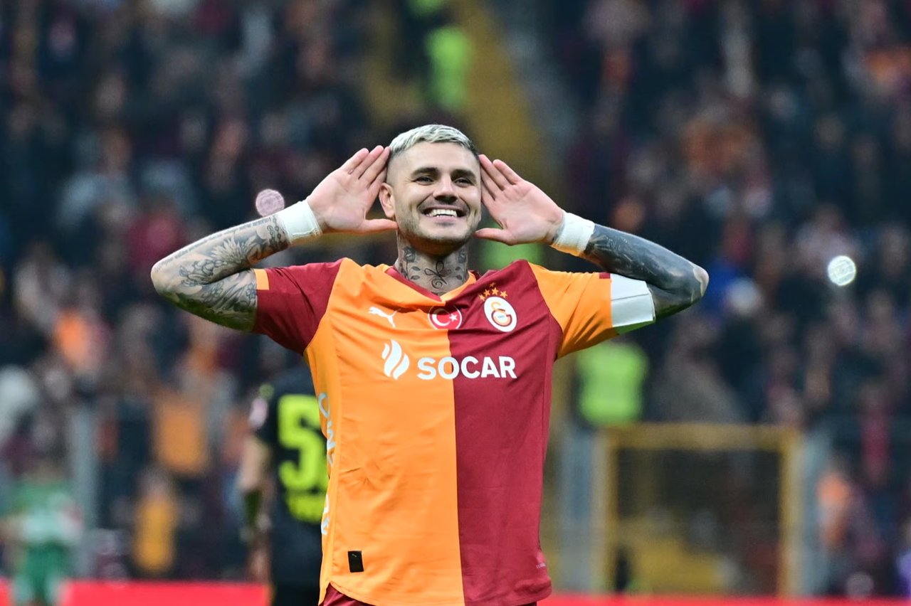 Mauro Icardi tarihe geçti